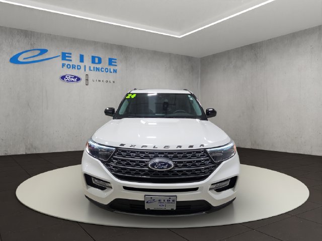 Certified 2024 Ford Explorer XLT w/ Equipment Group 202A AWD/4WD image 6
