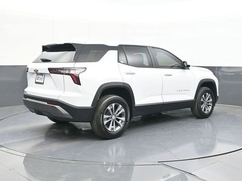 New 2026 Chevrolet Equinox LT FWD image 13