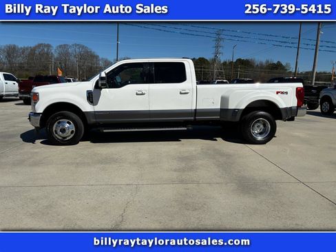 Used 2022 Ford F350 Lariat w/ Lariat Ultimate Package image 1