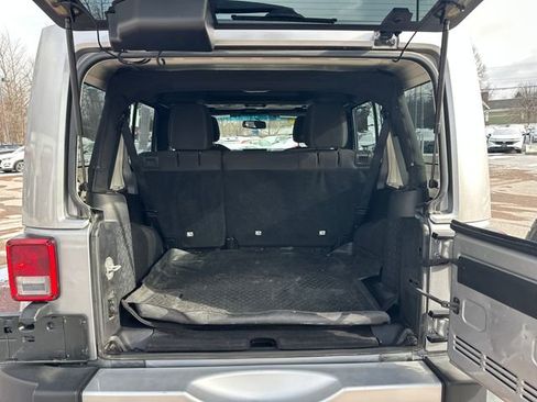 Used 2015 Jeep Wrangler Unlimited Sahara w/ Dual Top Group image 23