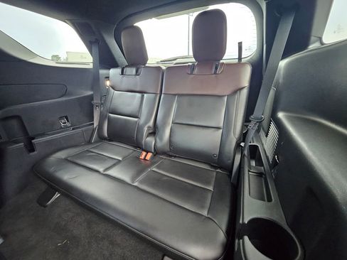 Used 2022 Ford Explorer Platinum w/ Equipment Group 601A image 7