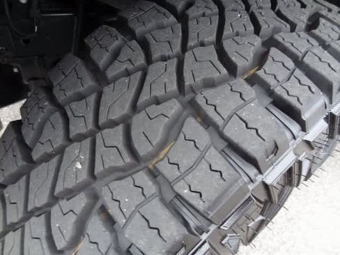 Used 2026 Chevrolet Colorado ZR2 w/ Technology Package image 49