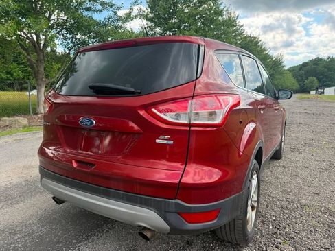 Used 2015 Ford Escape SE AWD/4WD image 4