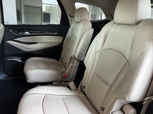 Used 2019 Buick Enclave Premium w/ Experience Buick Package AWD/4WD image 23