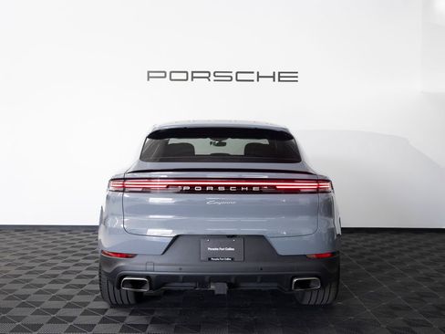 Certified 2025 Porsche Cayenne Coupe AWD/4WD image 6