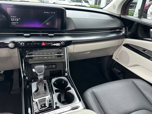 Used 2023 Kia Carnival SX Prestige FWD image 20