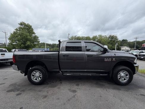 Used 2018 RAM 2500 Tradesman w/ Chrome Appearance Group AWD/4WD image 6