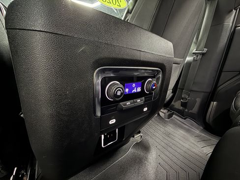 Used 2023 Chevrolet Tahoe LS image 25