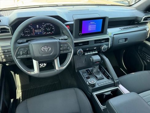 Used 2026 Toyota Tacoma TRD Sport AWD/4WD image 15