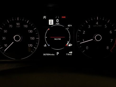 Used 2020 Land Rover Range Rover Velar S image 31