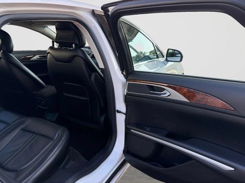 Used 2015 Lincoln MKZ AWD w/ Equipment Group 101A Select image 17