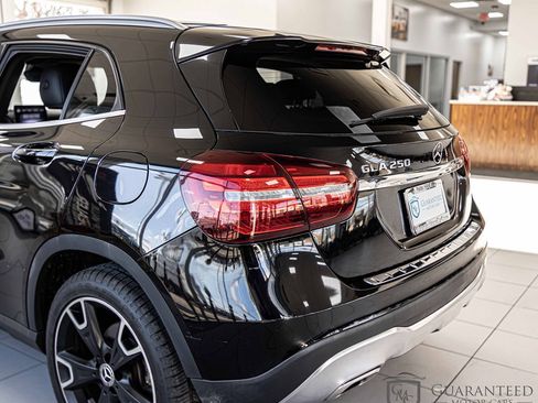 Used 2020 Mercedes-Benz GLA 250 w/ Convenience Package image 12