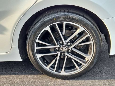 Certified 2025 Toyota Camry XLE w/ Premium Plus Package AWD/4WD image 8