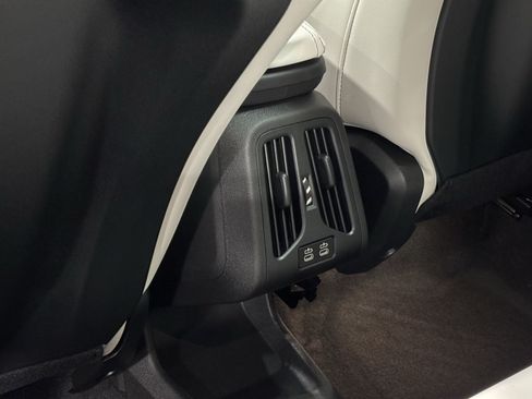 New 2027 BMW X1 xDrive28i AWD/4WD image 30