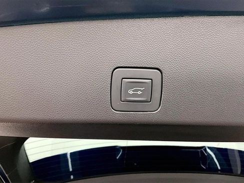 Used 2023 Buick Encore GX Essence w/ Experience Buick Package image 19