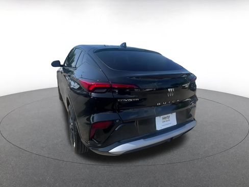 Used 2025 Buick Envista Sport Touring image 11