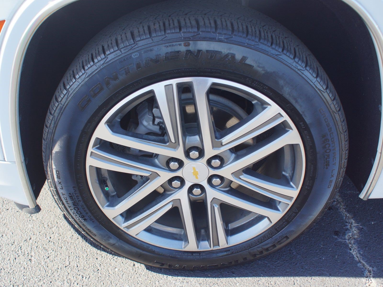 Used 2022 Chevrolet Traverse High Country FWD image 19