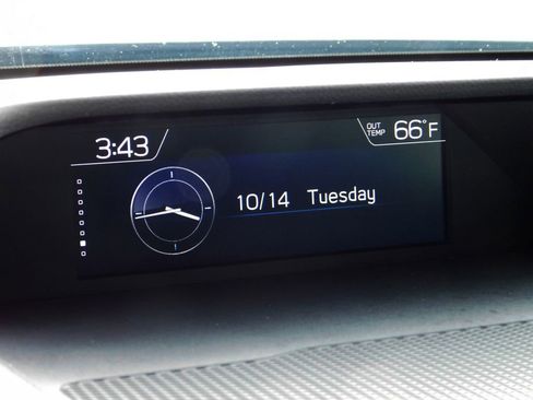 Used 2021 Subaru Ascent Limited w/ Technology Package image 26