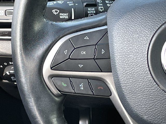 Used 2020 Jeep Grand Cherokee High Altitude AWD/4WD image 13
