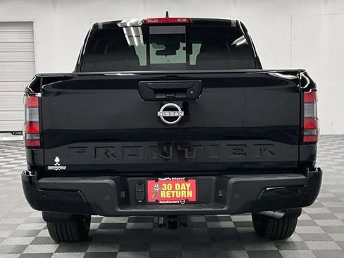 New 2026 Nissan Frontier SV w/ SV Convenience Package RWD image 5