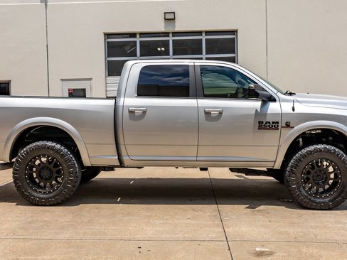 Used 2018 RAM 2500 Lone Star w/ Sport Appearance Group AWD/4WD image 10