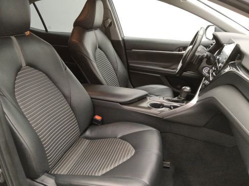 Used 2023 Toyota Camry SE FWD image 21