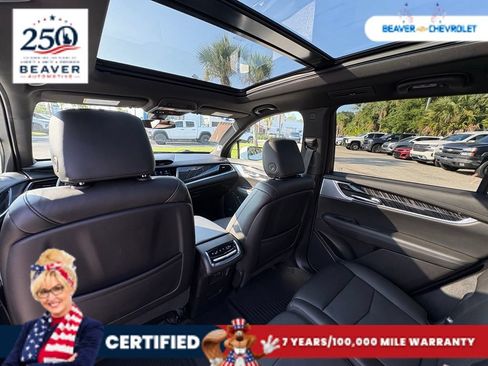 Used 2024 Cadillac XT6 Premium Luxury AWD/4WD image 15