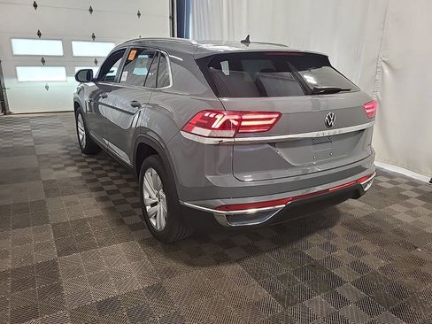 Used 2021 Volkswagen Atlas Cross Sport SEL AWD/4WD image 4