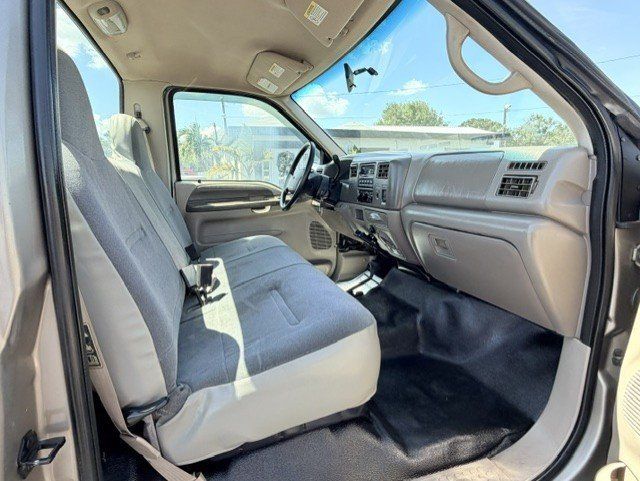 Used 2002 Ford F250 XL AWD/4WD image 16