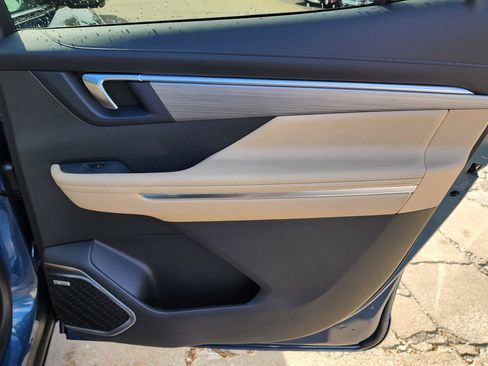 New 2026 Buick Enclave Preferred image 43