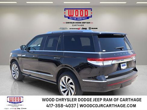 Used 2024 Lincoln Navigator Reserve AWD/4WD image 5