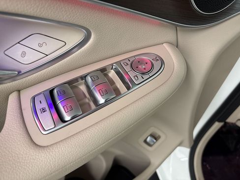 Certified 2022 Mercedes-Benz GLC 300 4MATIC image 13