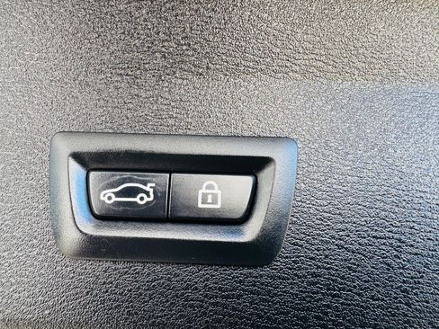 Used 2016 BMW X1 xDrive28i image 18