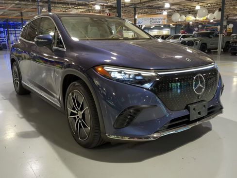 Used 2023 Mercedes-Benz EQS 450+ 4MATIC SUV image 5