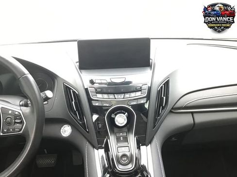 Used 2025 Acura RDX SH-AWD image 17