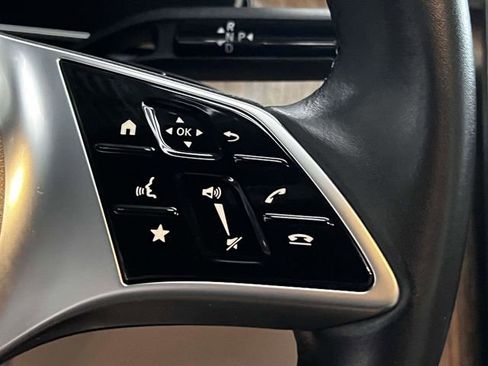 Used 2023 Mercedes-Benz C 300 4MATIC Sedan image 23