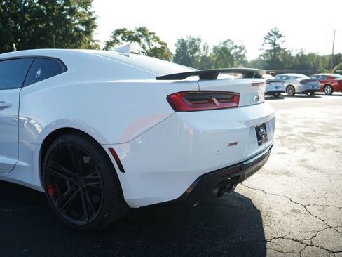 Used 2017 Chevrolet Camaro SS RWD image 20