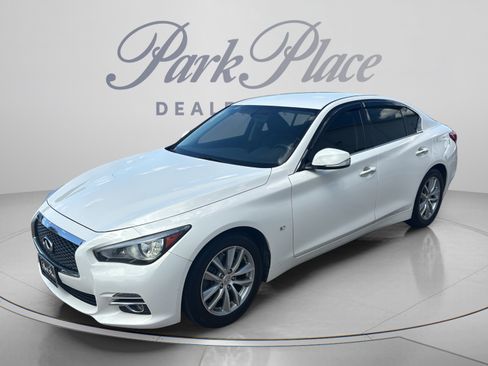 Used 2015 INFINITI Q50 RWD image 1