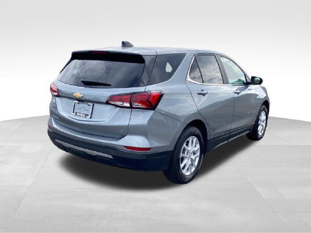 Certified 2024 Chevrolet Equinox LT w/ LPO, Floor Liner Package FWD image 4