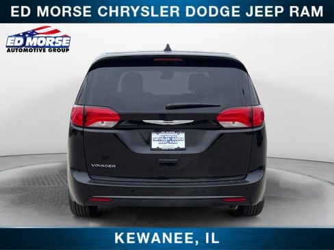 New 2026 Chrysler Voyager LX image 4