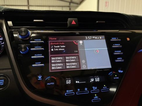 Used 2019 Toyota Camry XSE image 17