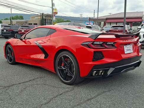Used 2021 Chevrolet Corvette Stingray Premium Cpe w/ Z51 Performance Package RWD image 4