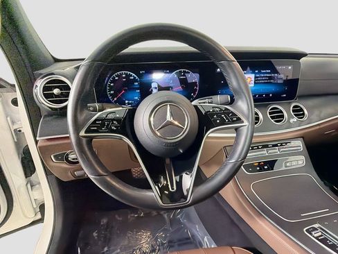 Used 2022 Mercedes-Benz E 350 Sedan image 11
