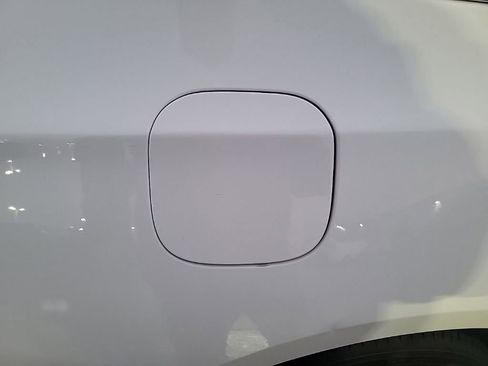 Used 2023 Chevrolet Malibu LT image 20