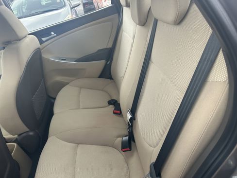 Used 2014 Hyundai Accent GLS image 10