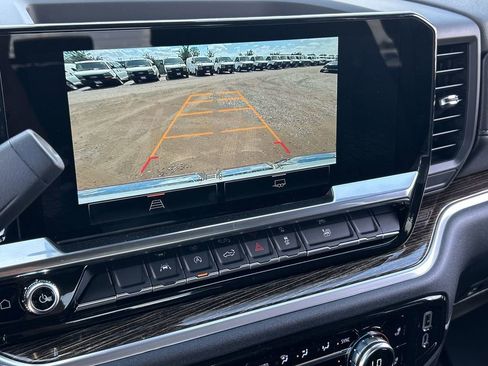 New 2026 GMC Sierra 1500 SLE AWD/4WD image 15