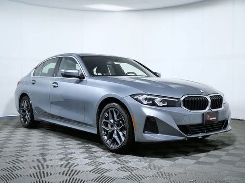 Used 2025 BMW 330i xDrive Sedan image 1