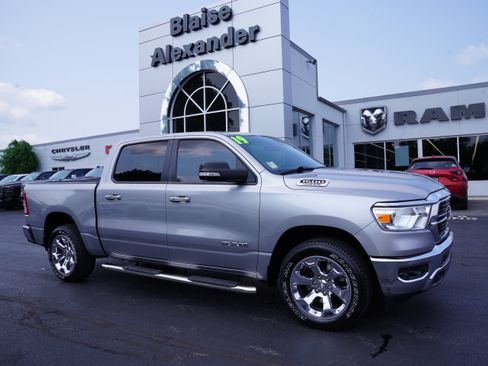 Used 2019 RAM 1500 Big Horn AWD/4WD image 1