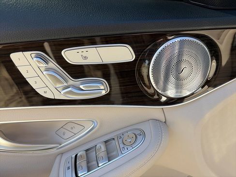 Used 2021 Mercedes-Benz C 300 Sedan image 18