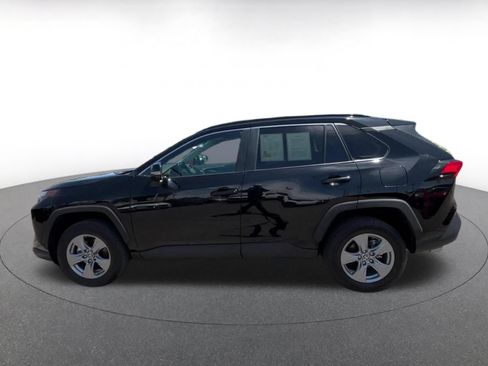 Used 2025 Toyota RAV4 XLE w/ Weather Package FWD image 8